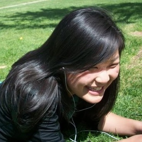 Meet your Posher, Lisa - Picture 1 of 1